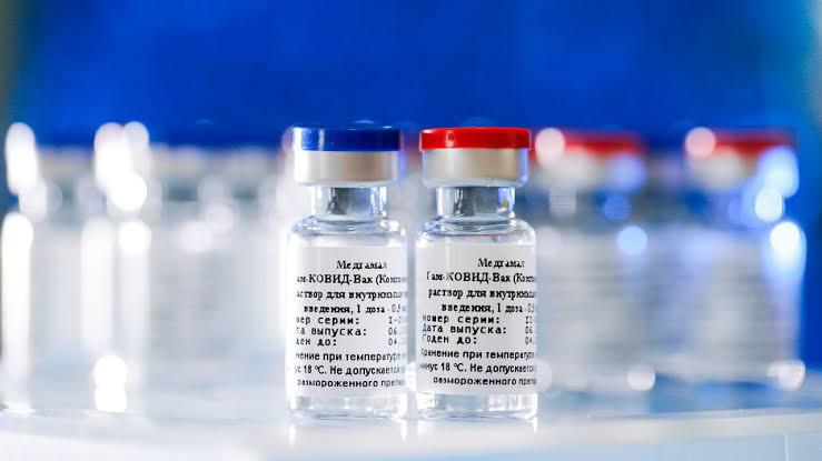 Vacuna Rusa , EpiVacCorona, 100% efectiva