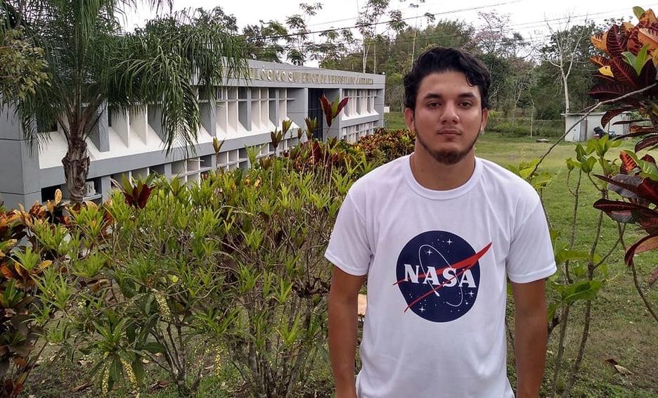 Joven mexicano, beca ,NASA