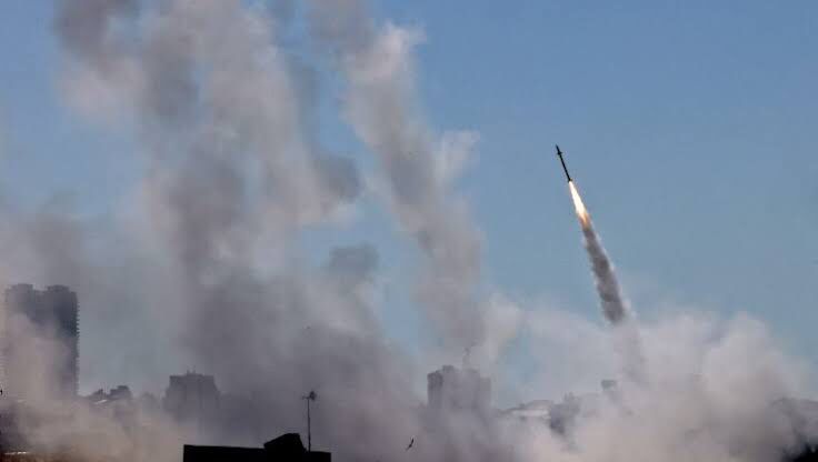 Tres cohetes fueron lanzados, desde Siria hacia Israel.